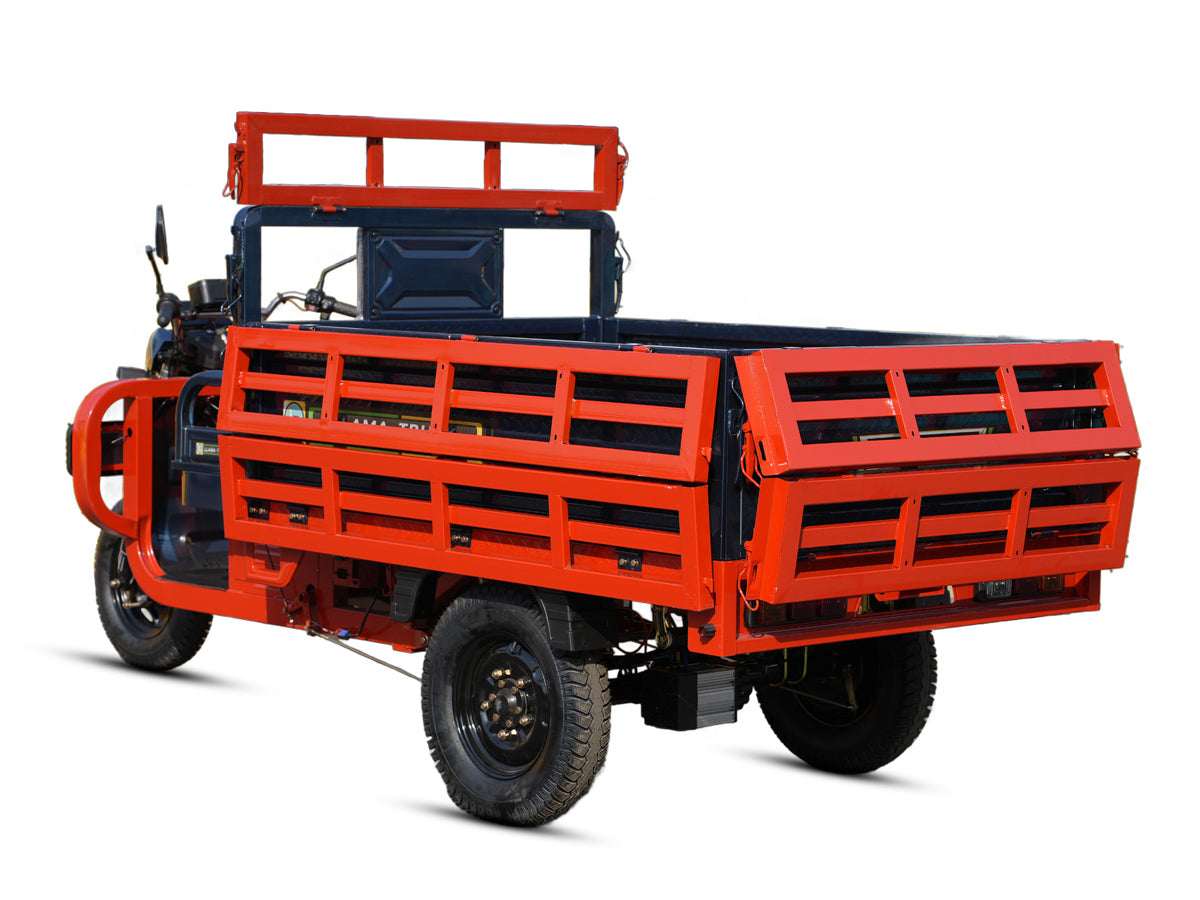 LLAMA Truck Titan (Assembled in USA)