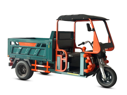 LLAMA Truck Thunder (Assembled in USA)